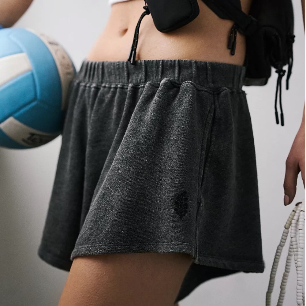 NWT Free People Around We Go Shorts in Washed Black - Various - Picture 5 of 7